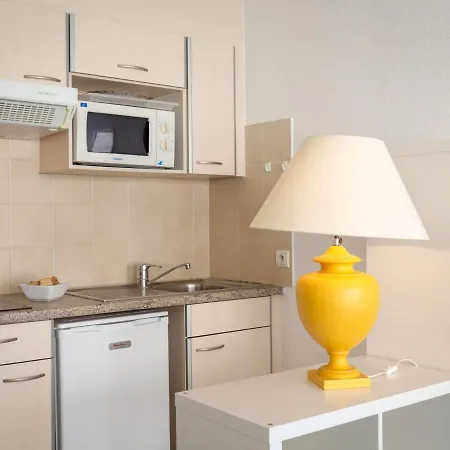 Appartement Climatise Pour 3 Pers, A 50m De La Plage, Centre-ville Saint-raphael, Wifi, Parking Dispo - Fr-1-466a-38 Saint-Raphaël