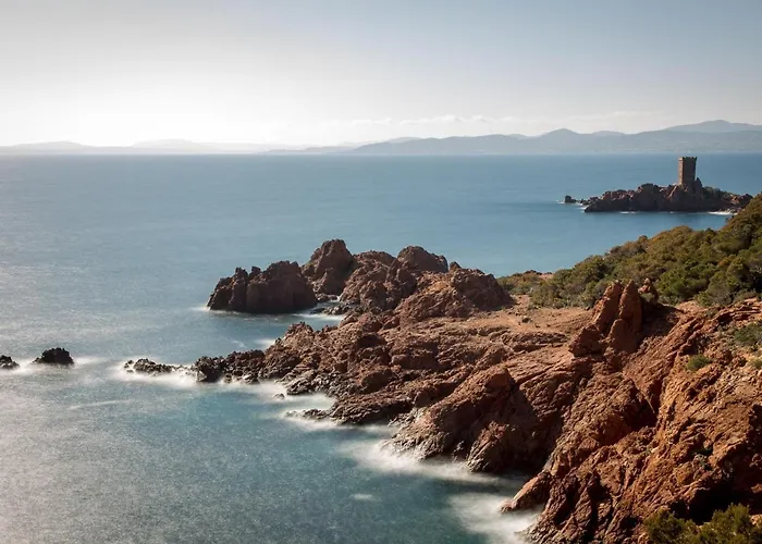 Apartmán Climatise Pour 3 Pers, A 50m De La Plage, Centre-ville Saint-raphael, Wifi, Parking Dispo - Fr-1-466a-38 Saint-Raphaël